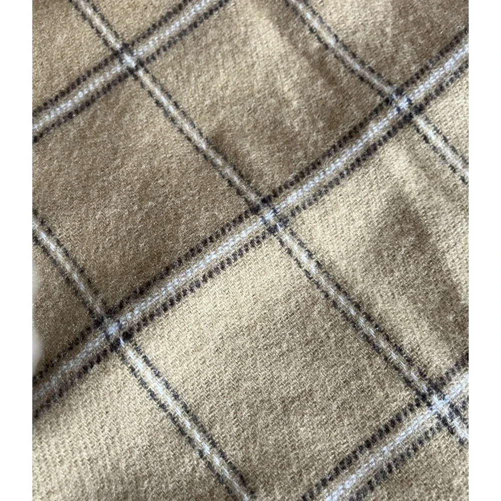 GIVENCHY Made in Italy ACRYLIC KNIT SCARF Unisex Men's TAN PLAID Fringe Trim